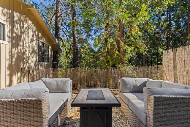 3220 Naomi Way, Placerville, CA 95667