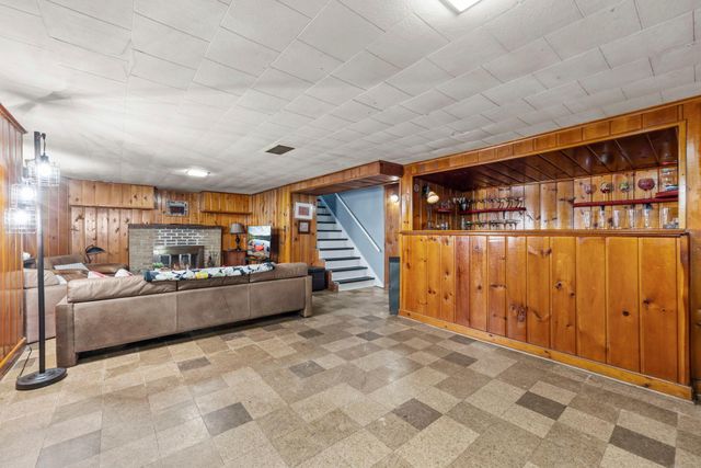 5424 51st Avenue N, Crystal, MN 55429