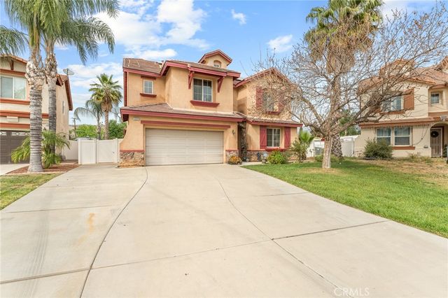 12319 Parkside Cir, Yucaipa, CA 92399