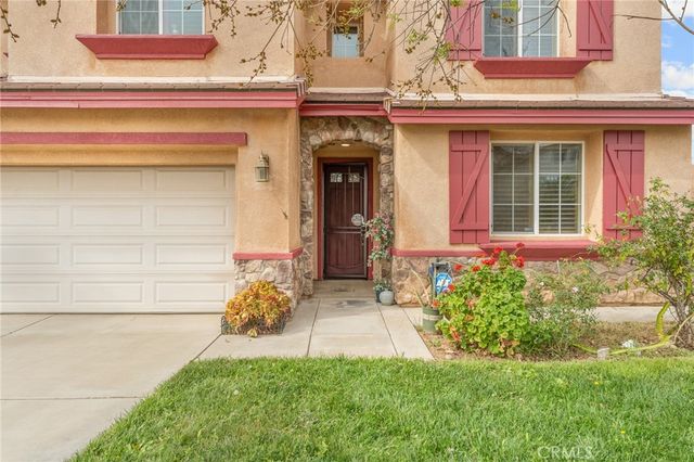12319 Parkside Cir, Yucaipa, CA 92399