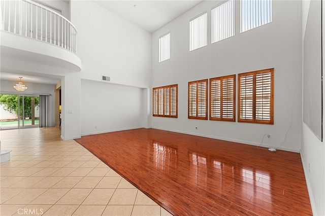 12319 Parkside Cir, Yucaipa, CA 92399