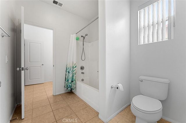 12319 Parkside Cir, Yucaipa, CA 92399