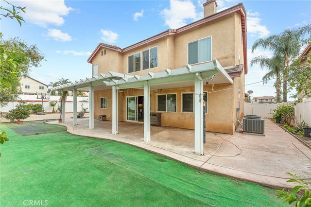 12319 Parkside Cir, Yucaipa, CA 92399