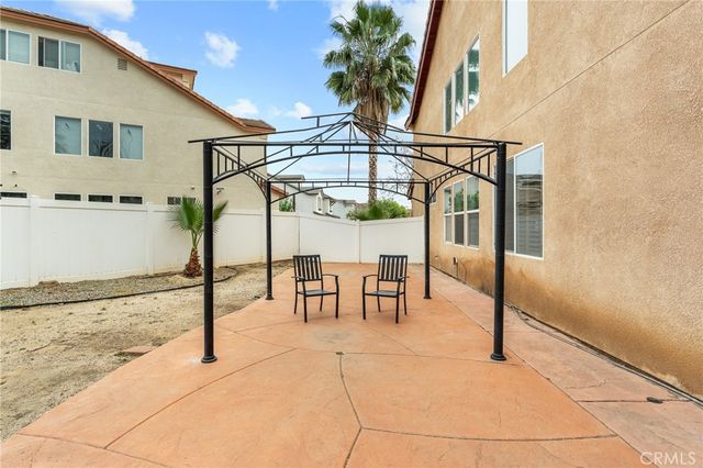 12319 Parkside Cir, Yucaipa, CA 92399