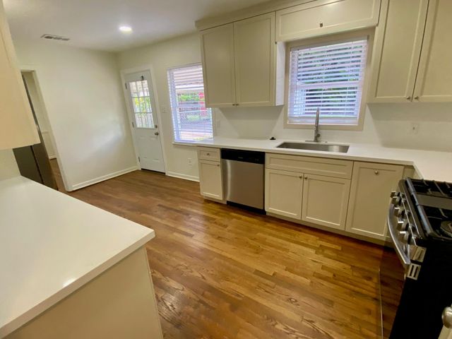3118 Castlewood Street, Houston, TX 77025