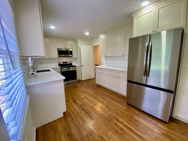 3118 Castlewood Street, Houston, TX 77025