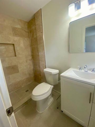 3118 Castlewood Street, Houston, TX 77025