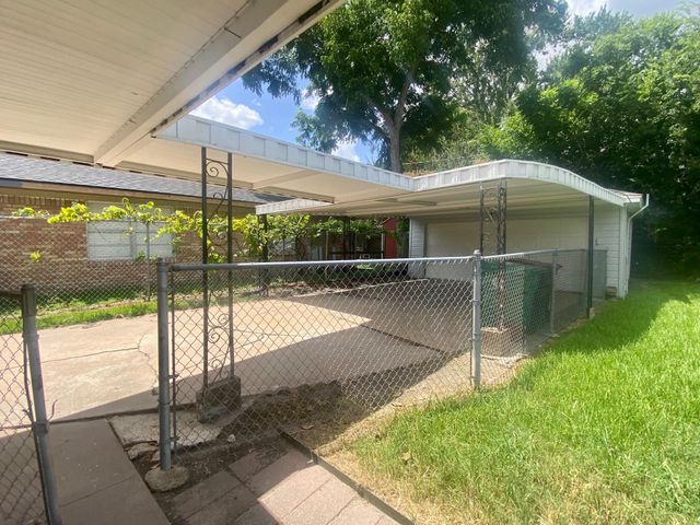 3118 Castlewood Street, Houston, TX 77025