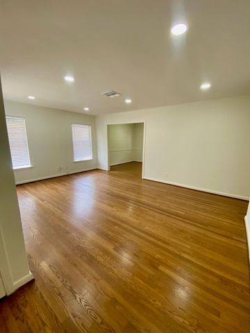 3118 Castlewood Street, Houston, TX 77025
