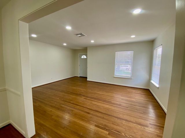 3118 Castlewood Street, Houston, TX 77025