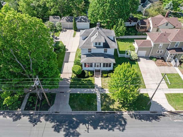 408 5th Street E, Northfield, MN 55057