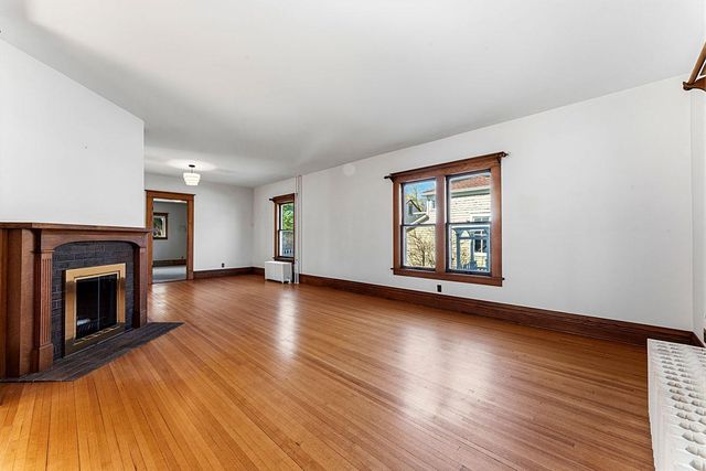 408 5th Street E, Northfield, MN 55057