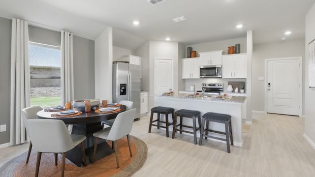 336 PECOS Drive, Azle, TX 76020