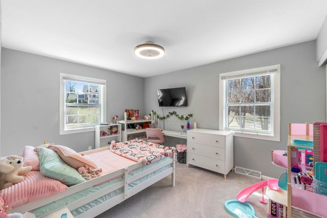 511 Columbia Circle, Waterloo, IA 50701