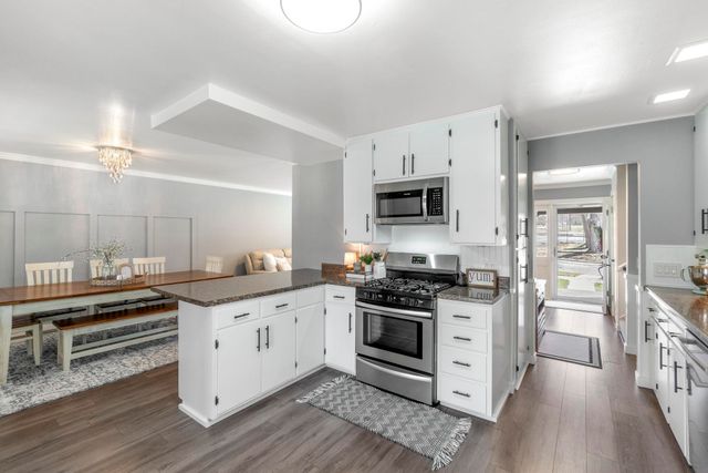 511 Columbia Circle, Waterloo, IA 50701