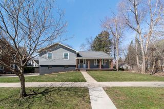 511 Columbia Circle, Waterloo, IA 50701
