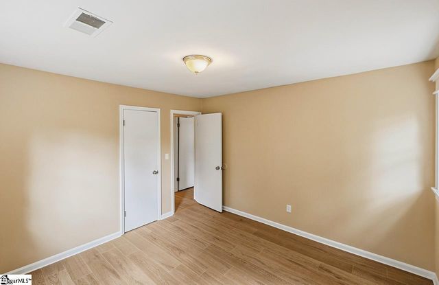 7 Birchbark Drive, Greenville, SC 29611