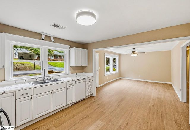 7 Birchbark Drive, Greenville, SC 29611