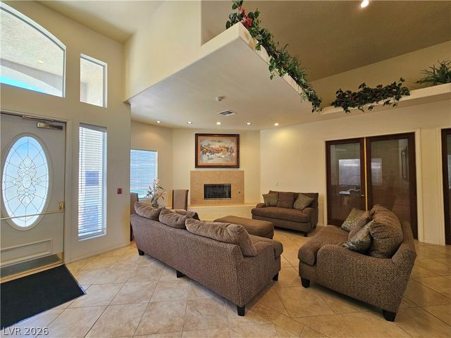 833 Aspen Peak Loop 112, Henderson, NV 89011