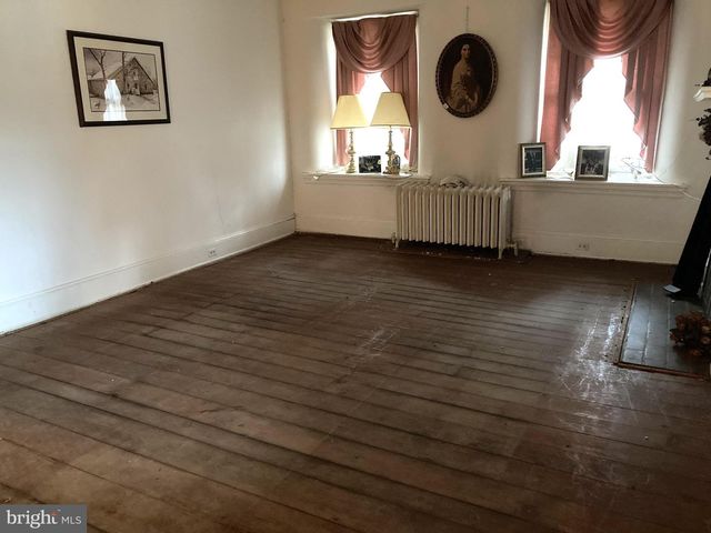 51 SCOTT RD, Glen Mills, PA 19342