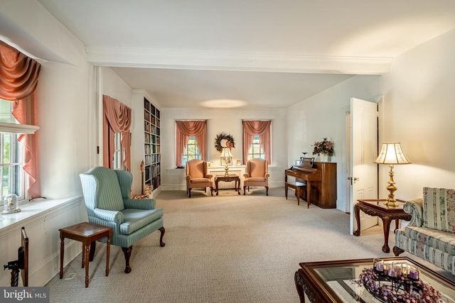 51 SCOTT RD, Glen Mills, PA 19342