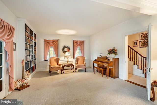 51 SCOTT RD, Glen Mills, PA 19342