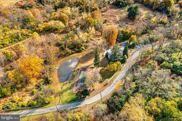 51 SCOTT RD, Glen Mills, PA 19342