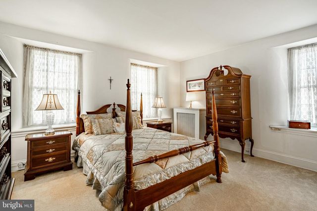 51 SCOTT RD, Glen Mills, PA 19342