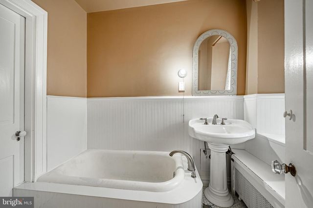 51 SCOTT RD, Glen Mills, PA 19342