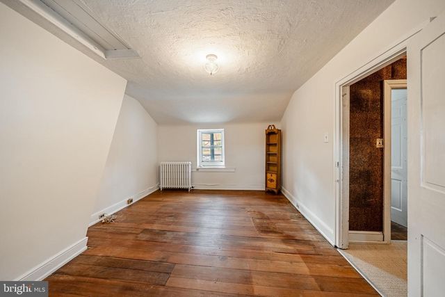 51 SCOTT RD, Glen Mills, PA 19342