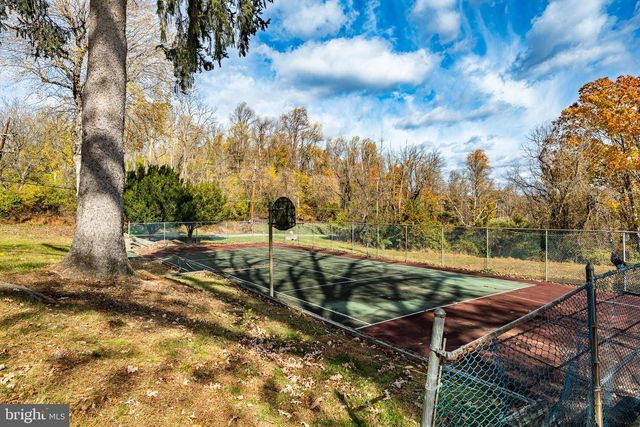 51 SCOTT RD, Glen Mills, PA 19342