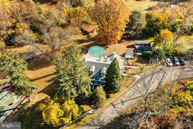 51 SCOTT RD, Glen Mills, PA 19342