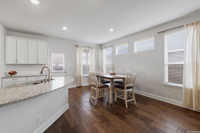 8439 Knapp Rise, San Antonio, TX 78254