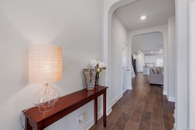 8439 Knapp Rise, San Antonio, TX 78254