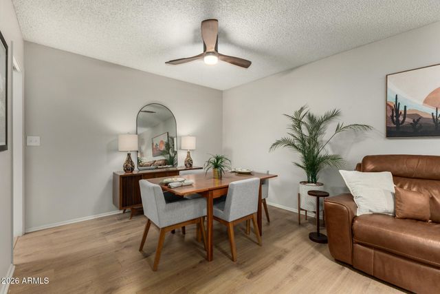 9933 W MOUNTAIN VIEW Road, Sun City, AZ 85351