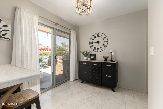 9933 W MOUNTAIN VIEW Road, Sun City, AZ 85351