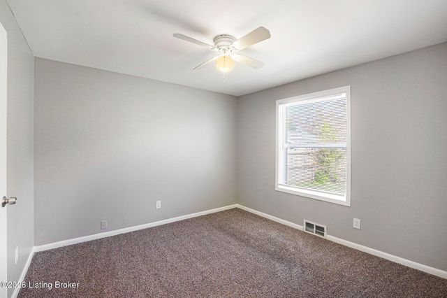 6325 Krause Ave, Louisville, KY 40216