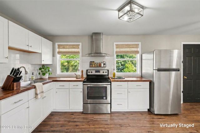 6325 Krause Ave, Louisville, KY 40216