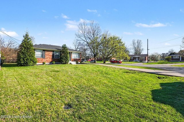 6325 Krause Ave, Louisville, KY 40216