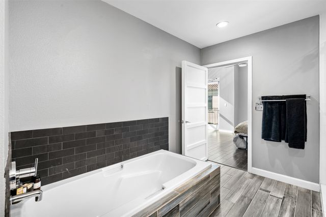 2604 Museum Way 2101, Fort Worth, TX 76107