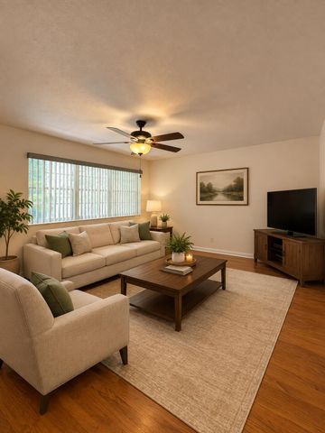 120 WINDSOR F Unit F, West Palm Beach, FL 33417