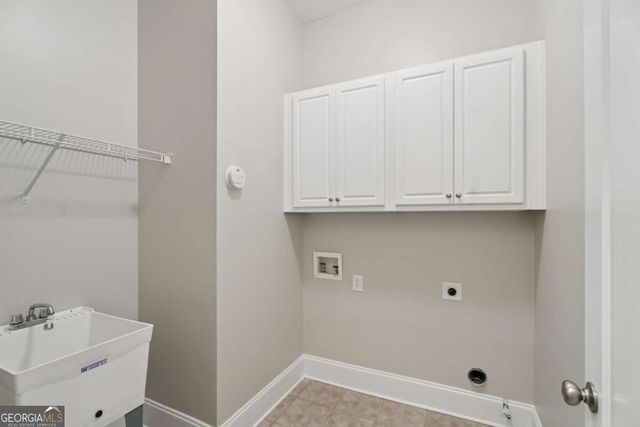 221 Falling Water Way, Woodstock, GA 30188