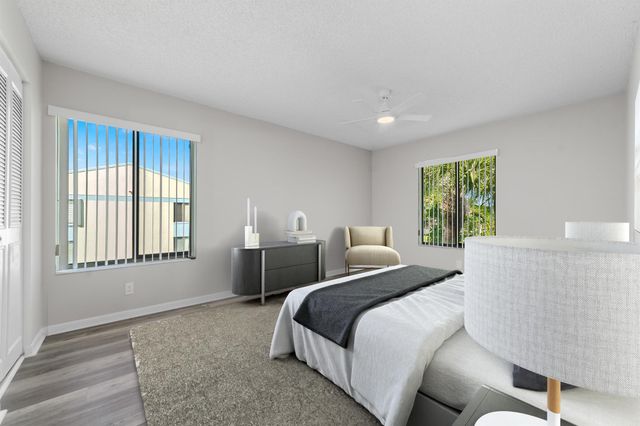 1108 Green Pine Boulevard H3, West Palm Beach, FL 33409