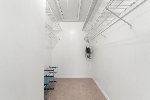 1108 Green Pine Boulevard H3, West Palm Beach, FL 33409