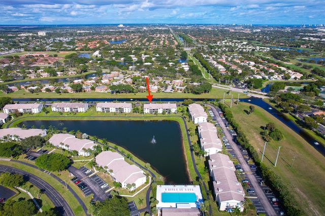 1108 Green Pine Boulevard H3, West Palm Beach, FL 33409