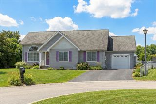 36 Great Oak Drive, Warwick, RI 02886