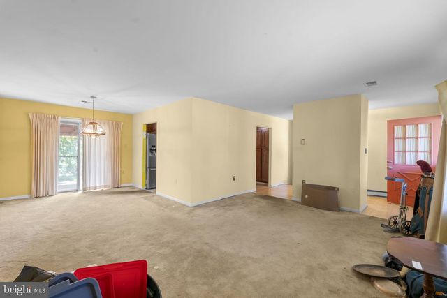 1706 N STERLING BLVD, Sterling, VA 20164