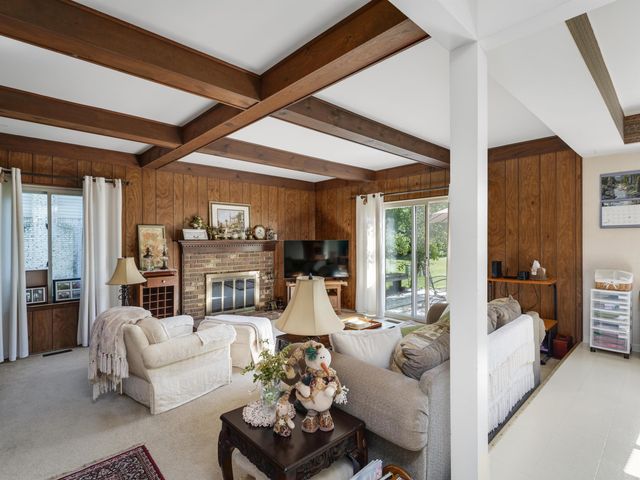 21934 Shadybrook Drive, Novi, MI 48375