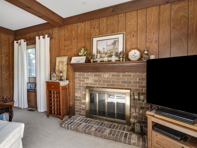 21934 Shadybrook Drive, Novi, MI 48375