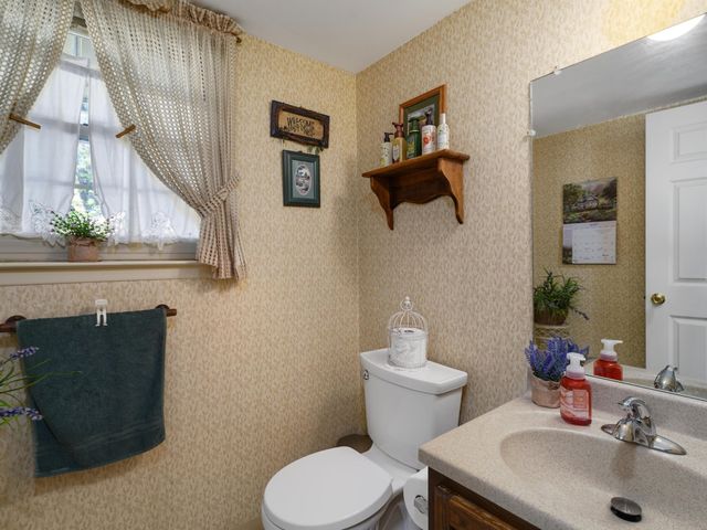 21934 Shadybrook Drive, Novi, MI 48375